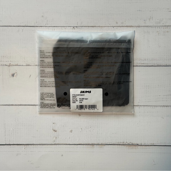 SKIMS Brief in Onyx - Picture 3 of 3